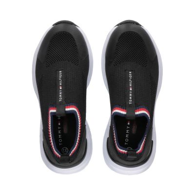 3. Tommy Hilfiger Low Cut Easy-On Sneaker Black W T3A5-33057-1355999-999