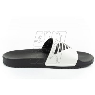 4. Emporio Armani M XVPS04D 287 flip-flops