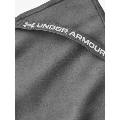 2. Under Armour Towel 1383490-025