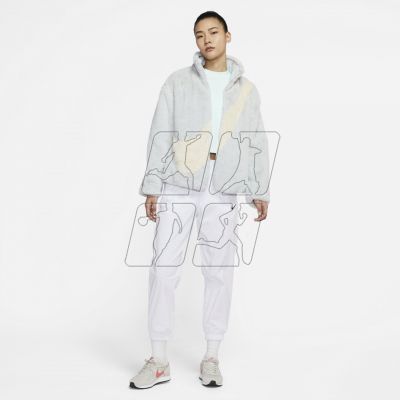 3. Nike Sportswear Jacket W DO3791-025