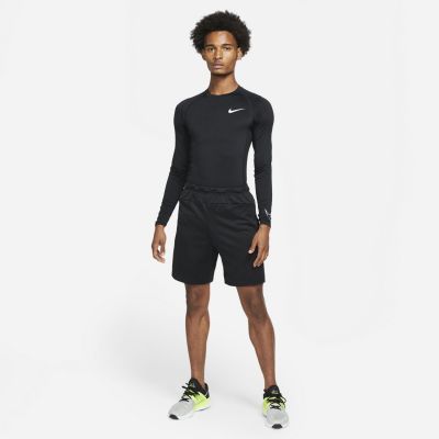 10. Nike Compression M Long Sleeve Thermal Shirt DD1990-010