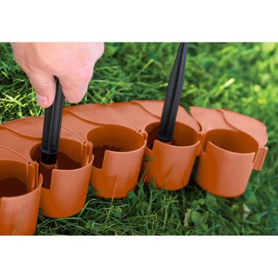 3. GARDEN PALISADE LAWN EDGE 405CM IPAL 7 TERRACOTTA
