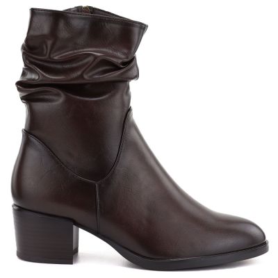 2. Women's high-heeled ankle boots with a gathered upper, brown Vinceza 58682