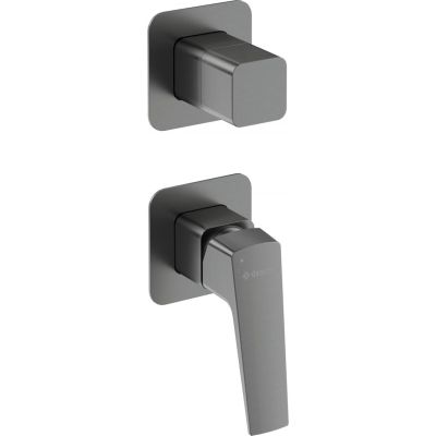 Concealed shower tap with shower diverter