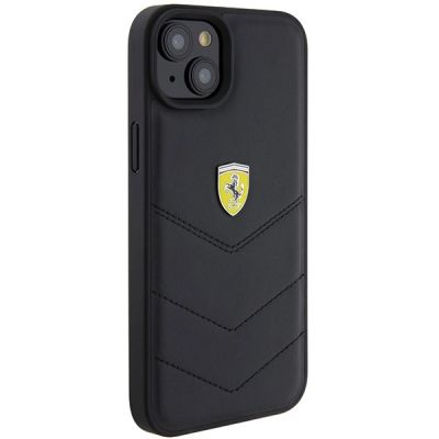 4. Ferrari FEHCP15MRDUK iPhone 15 Plus 6.7" black/black hardcase Quilted Metal Logo