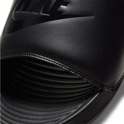 4. Nike Victori One M CN9675 003 Slides