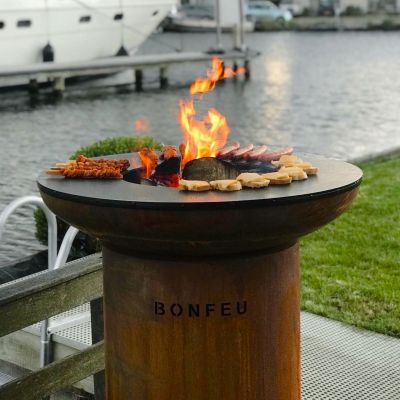 13. Bonfeu Bonbiza 8001R rusty fire pit grill