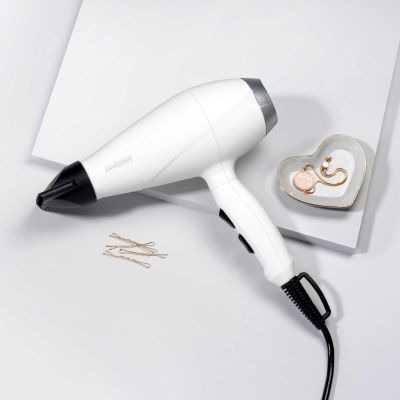 8. Babyliss 6704WE Hair Dryer (2000W; white)