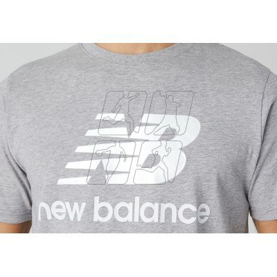 10. New Balance Essentials Stacked Logo T AG M MT01575AG T-shirt