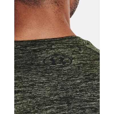4. Under Armour Men's T-Shirt 1326413-390