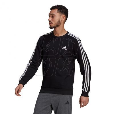 7. Adidas Essentials Sweatshirt M GK9106