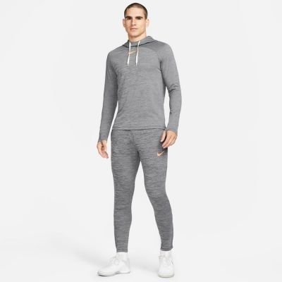 8. Nike DF Academy M DQ5051 010 sweatshirt