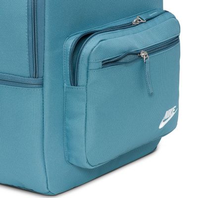 4. Nike Heritage Eugenie Backpack DB3300-006