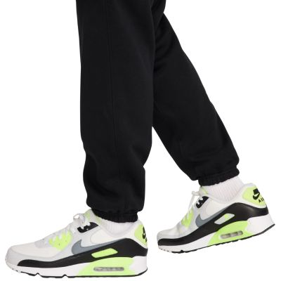 6. Nike Club Men's Pants Black FN3805 010