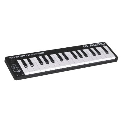11. M-AUDIO Keystation Mini 32 III - Keyboard Controller