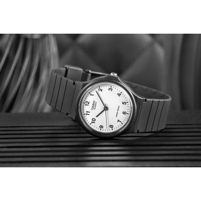 5. Women's watch CASIO MQ-24-7BLLEG + BOX