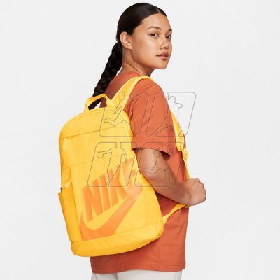 8. Nike Elemental backpack DD0559-845