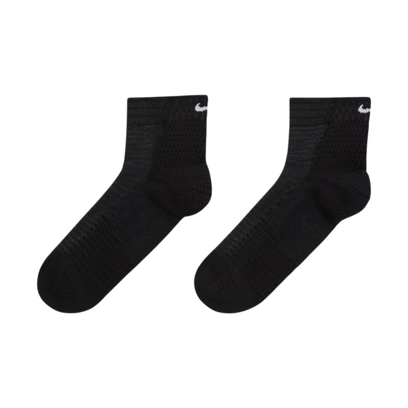 6. Nike Unicorn Socks DQ7597 010