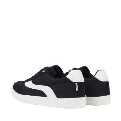 9. Lee Lian Shoes M 50251043 25Y