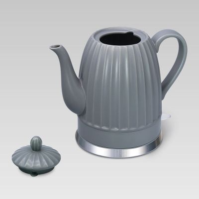 6. Electric kettle 1.5l 1500W MR-077 MAESTRO
