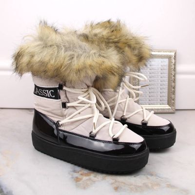 11. Lace-up platform snow boots with fur Vinceza W JAN262 beige