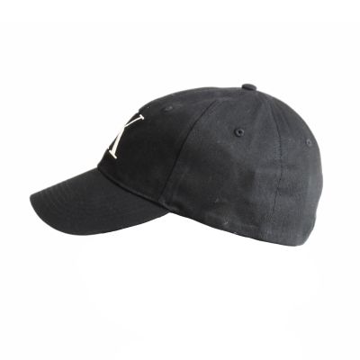 5. Calvin KleinCK Jeans Strapback Cap Black - LZ04G5024G-UB1