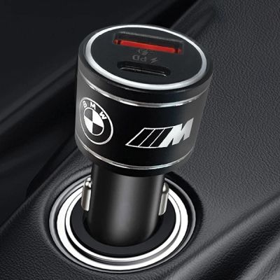 2. BMW charger BMCCMUSBCK PD-QC 3.0 20W Fast Charge black/black M Edition