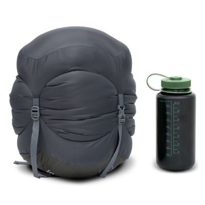 6. Robens Snowfall III Adult Semi-Rectangular Sleeping Bag Nylon, Polyester Green