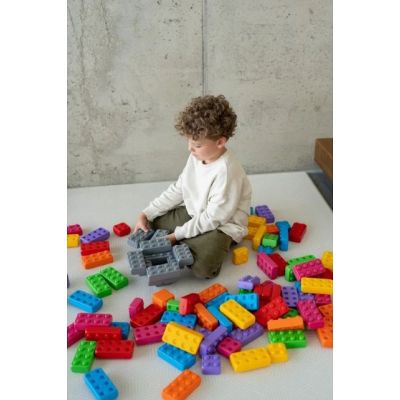 6. Marioinex "junior bricks" building blocks, 110 pieces