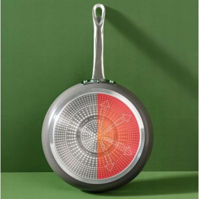 3. TEFAL Renew+ frying pan 24 cm C4240443