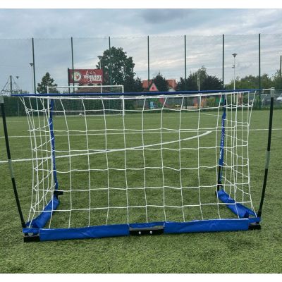 2. Yakima UNI folding goal 1.2m x 0.8m 100154