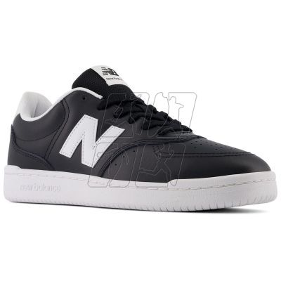 5. New Balance BB80BLK sports shoes