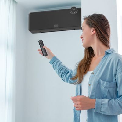 6. Black+Decker BXWSH2001E Wall Heater