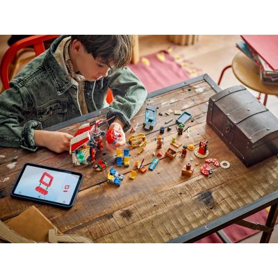 11. LEGO One Piece 75637 Clown Buggy's Circus Tent