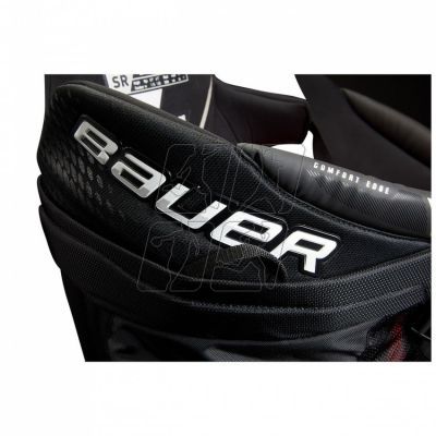 5. Bauer Vapor Hyperlite Int M 1059950 Hockey Pants