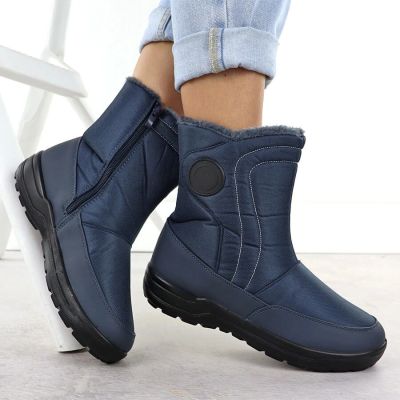 10. Women's flat insulated snow boots, navy blue, Potocki SU33310