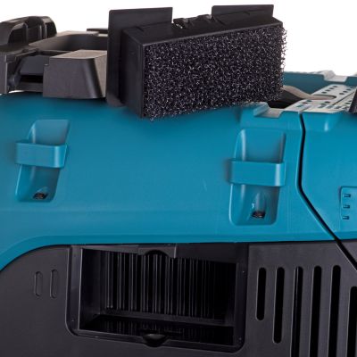 7. Makita VC4210L industrial vacuum cleaner