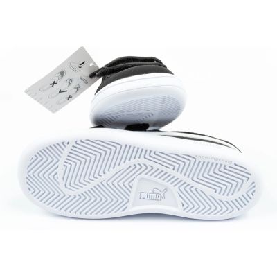 20. Puma Smash v2 Jr shoes 365184 34