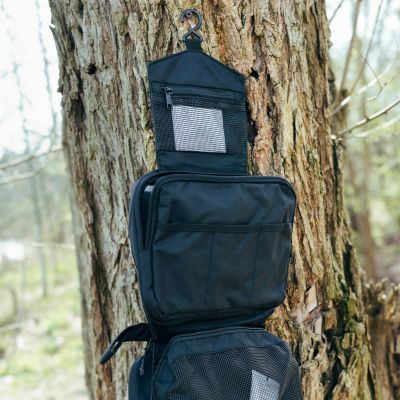 10. Offlander Travel Cosmetic Bag for Hanging OFF_CACC_06BK