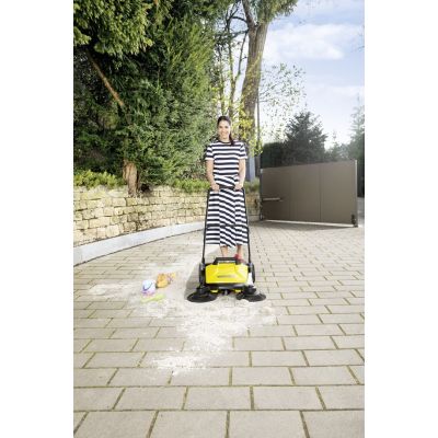 14. KARCHER S 4 Twin Sweeper - 1.766-360.0