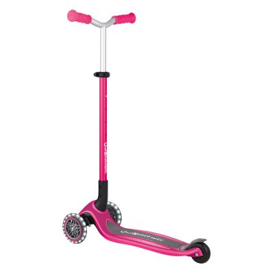 8. MASTER LIGHTS 3-Wheel Scooter - Fuchsia (663-110)