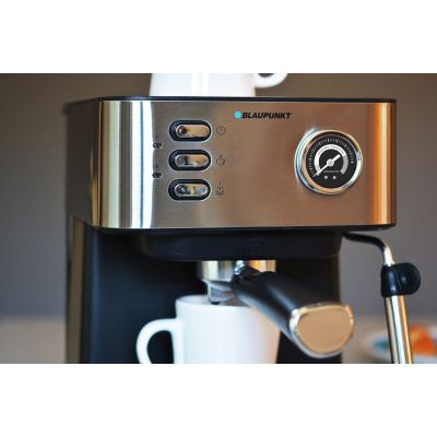 5. Blaupunkt CMP312 pressure coffee machine, 850W