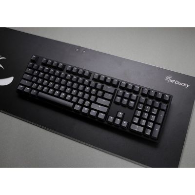 7. Ducky Origin Phantom Black Keyboard Universal USB QWERTZ German Black