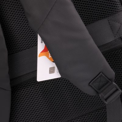 7. ADDISON KINGS 15.6" NOTEBOOK BACKPACK