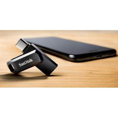 10. Pendrive SanDisk Ultra Dual GO SDDDC3-032G-G46 (32GB; USB 3.0, USB-C; black)