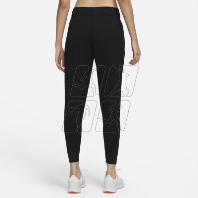 2. Nike Therma-FIT Essential W DD6472-010 pants