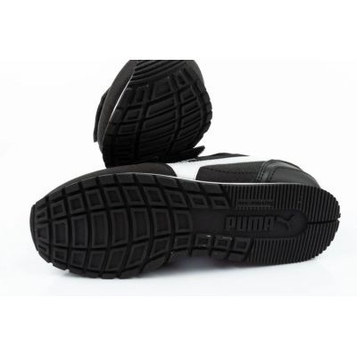 15. Puma ST Runner Jr shoes 38551101