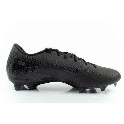 4. Nike Zoom Vapor 16 Academy FG/MG football boots black