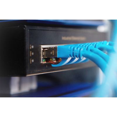 25. Industrial 8-Port Gigabit Switch