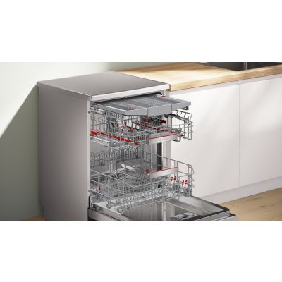 13. BOSCH SMS8ECI02E dishwasher
